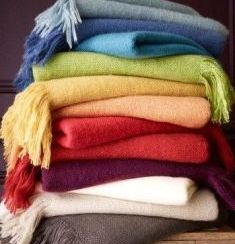dekens in warme kleuren